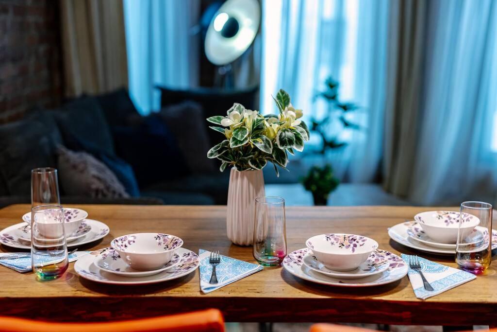 Top Central Design, 2 Bedroom, Ndk, Free Secured Parking صوفيا المظهر الخارجي الصورة