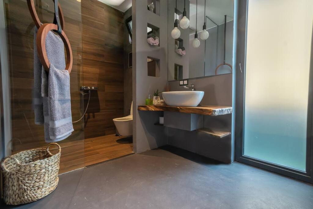 Top Central Design, 2 Bedroom, Ndk, Free Secured Parking صوفيا المظهر الخارجي الصورة